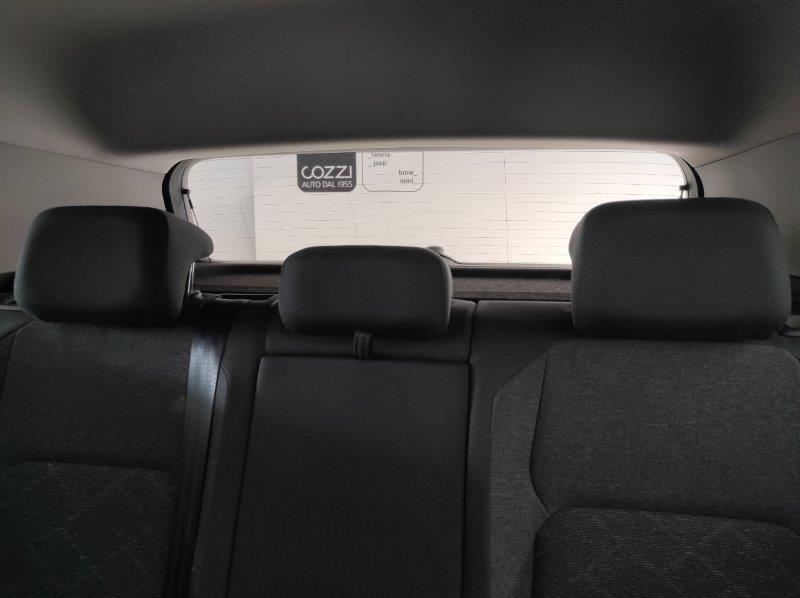 VOLKSWAGEN Golf 8ª serie - Golf 2.0 TDI DSG SCR Life