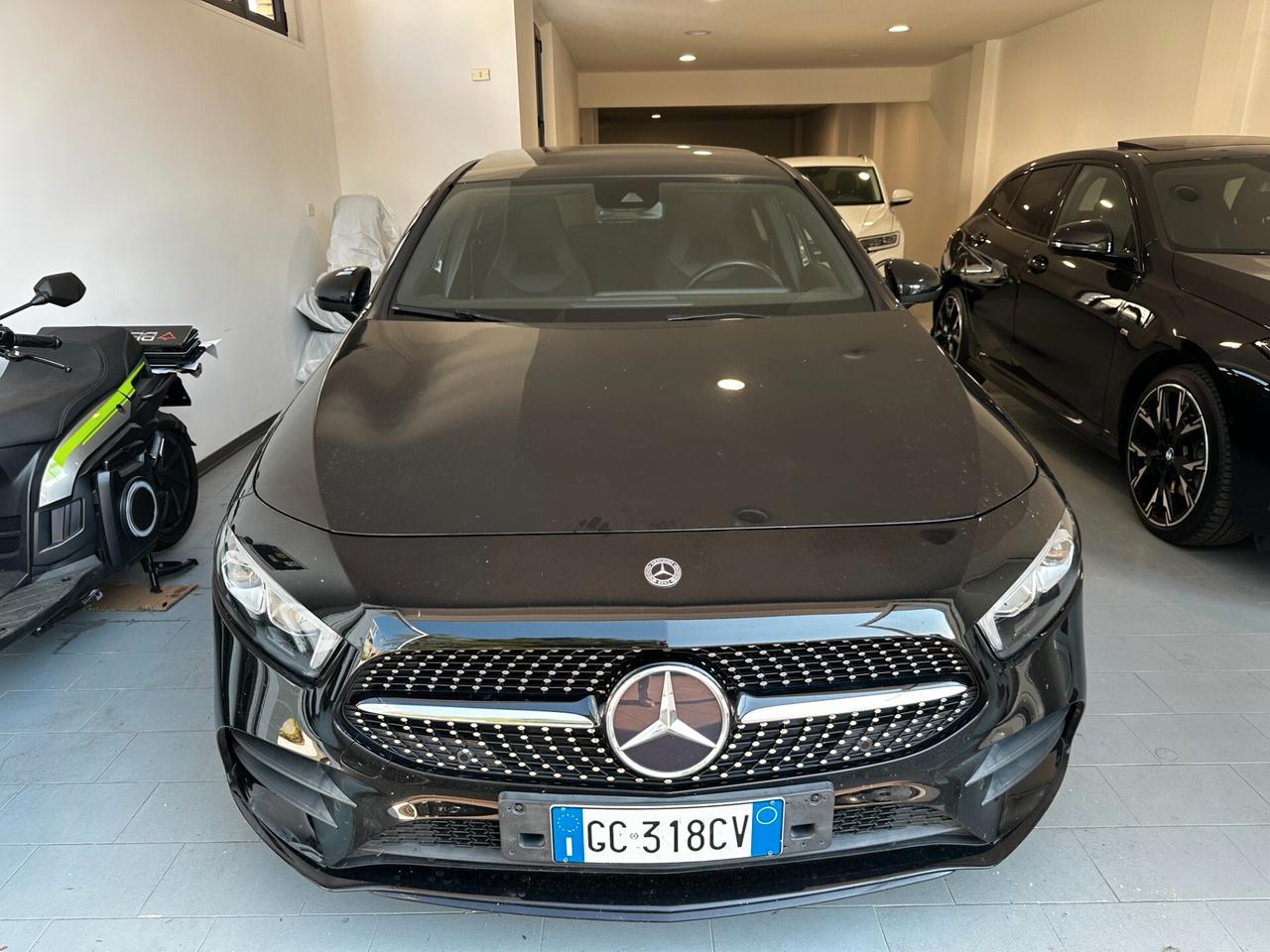 Mercedes-benz A 200 d AMG Premium / TETTO PANORAMA / R19 / TELECAM.