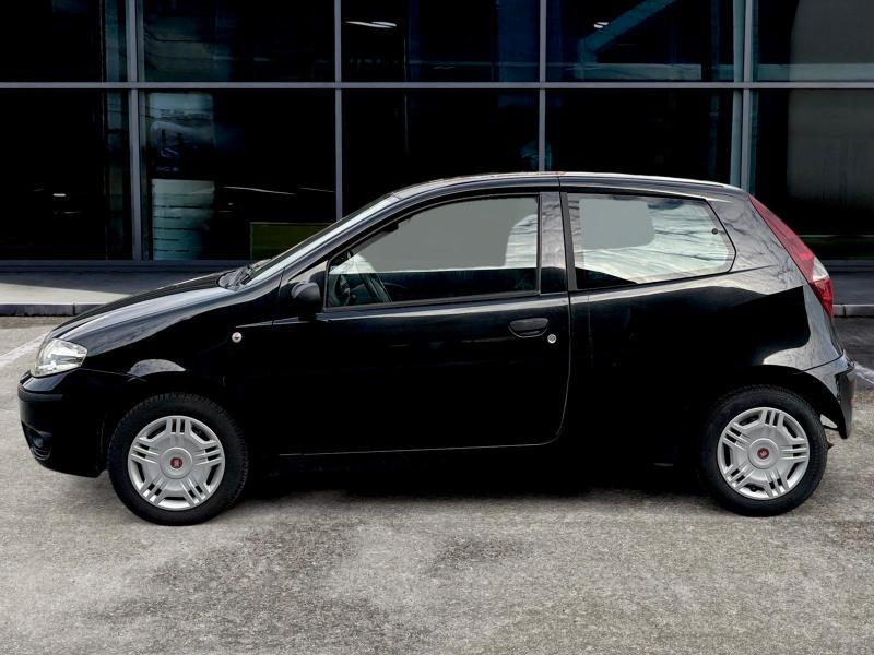 Fiat Punto Punto 3p 1.3 mjt 69 CV 16v ADATTA NEOPATENTATI