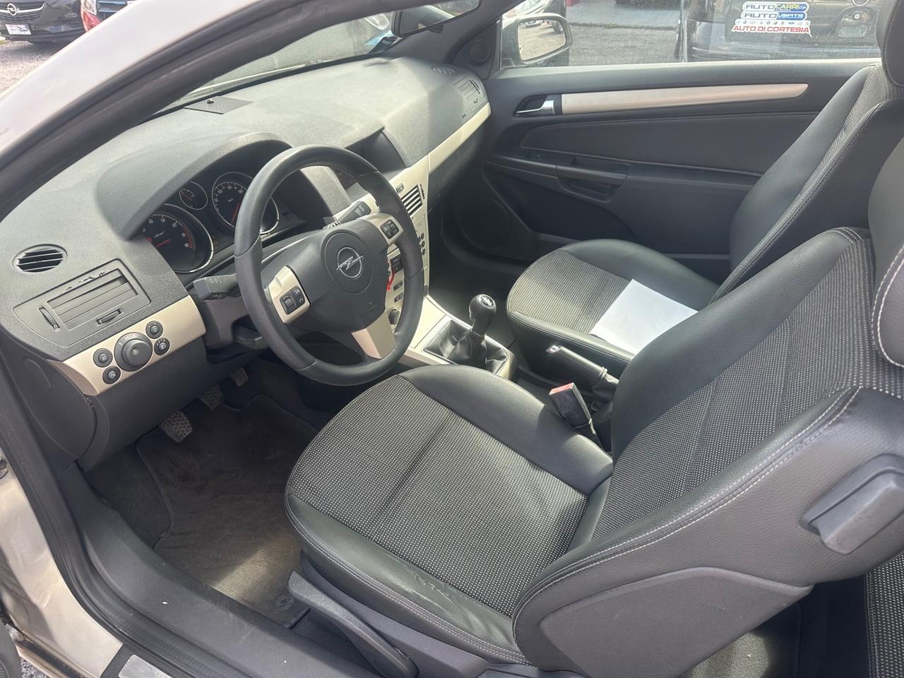 Opel Astra TwinTop 1.6 16V Twinport Enjoy