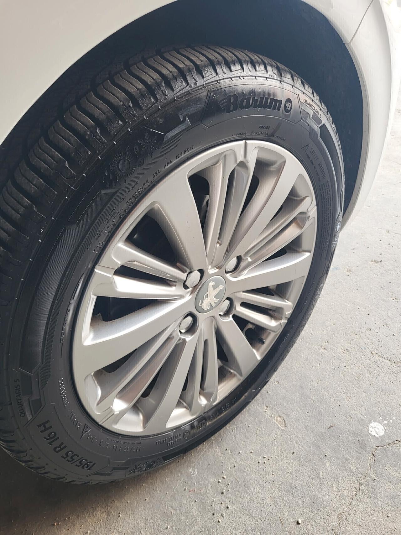 Peugeot 208 BlueHDi 75 5 porte Active