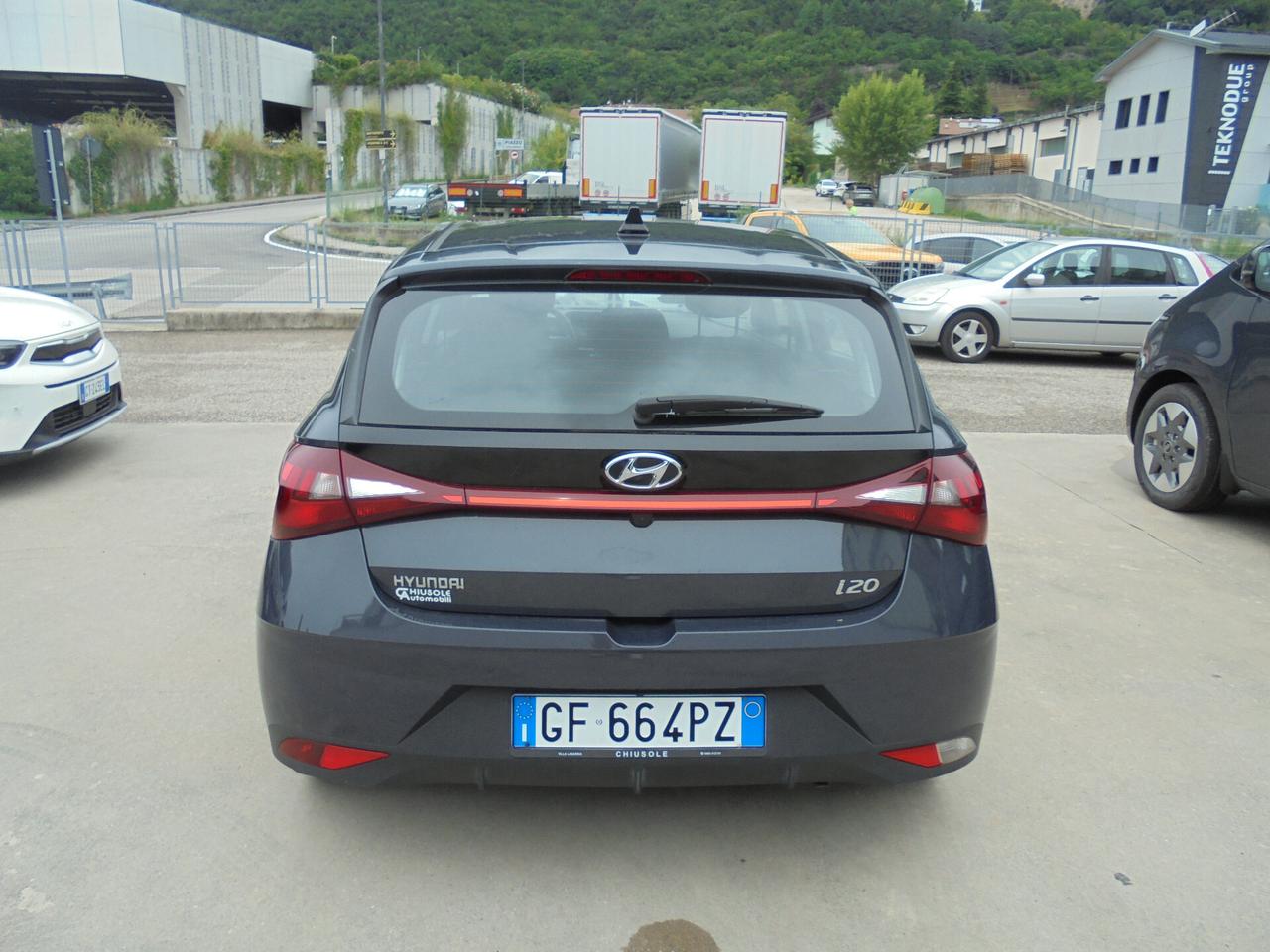 Hyundai i20 1.2 MPI MT Connectline