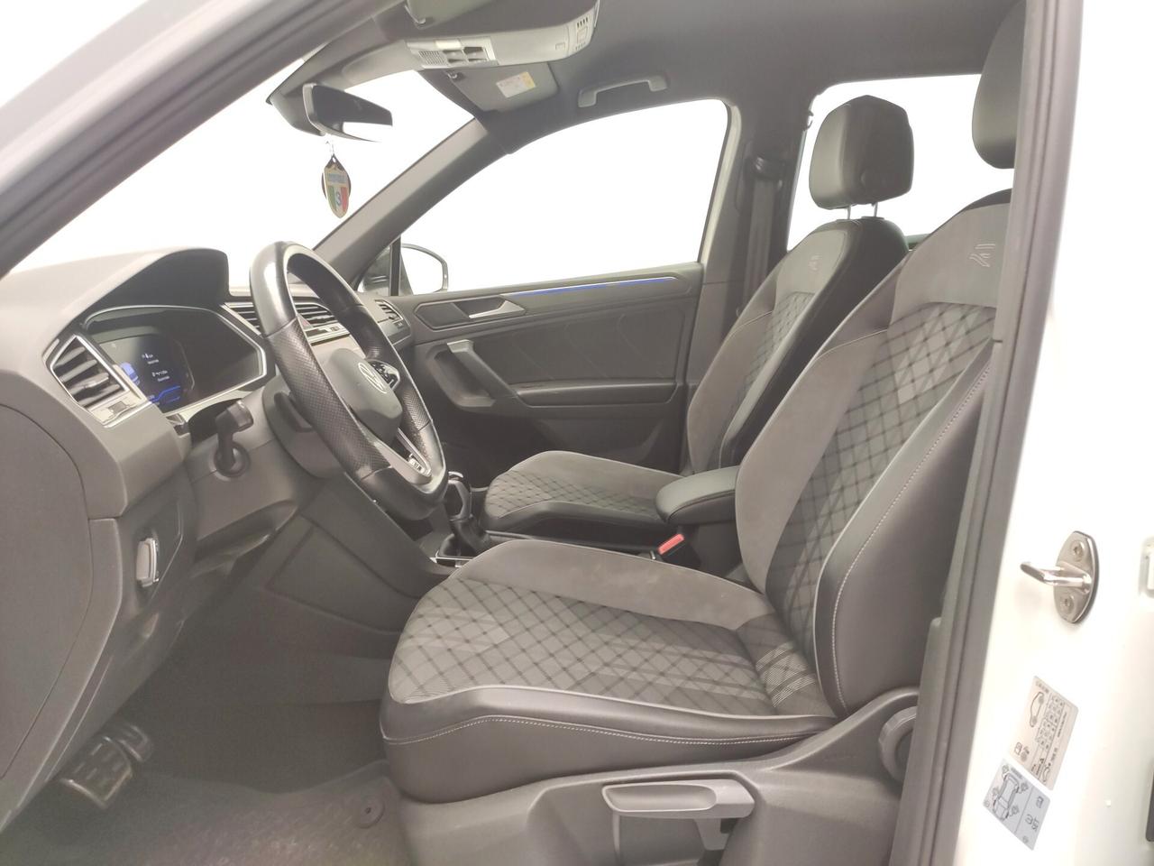 Volkswagen Tiguan 2.0 TDI 150 CV SCR DSG R-Line