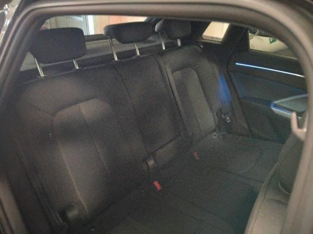 AUDI Q3 35 TDI S tr.Identity Black 20" FULL