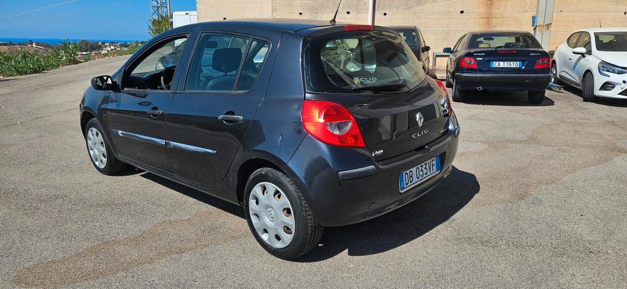 Renault Clio 1.5 dCi 85CV 5 porte Dynamique