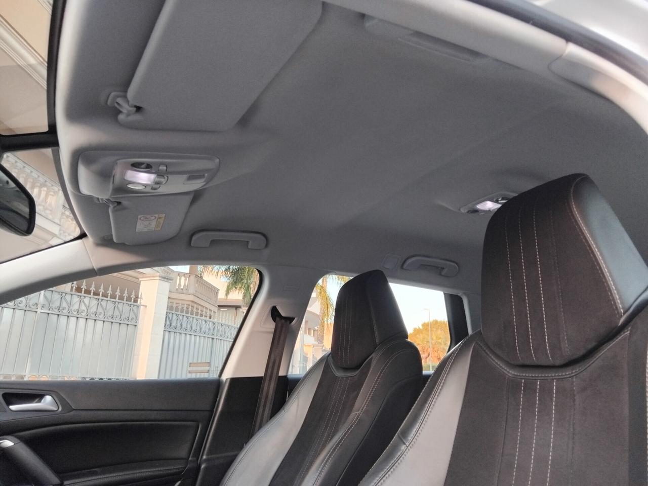 Peugeot 308 sw 1.6 Blue-HDi 120 Allure