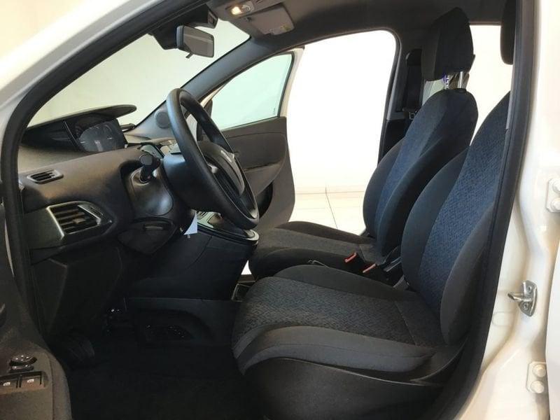 Lancia Ypsilon 1.0 FireFly 5 porte S&S Hybrid Oro MY24