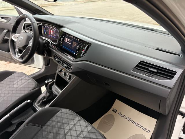 VOLKSWAGEN Taigo 1.0 TSI 110 CV DSG R-Line TETTO APR/PAN