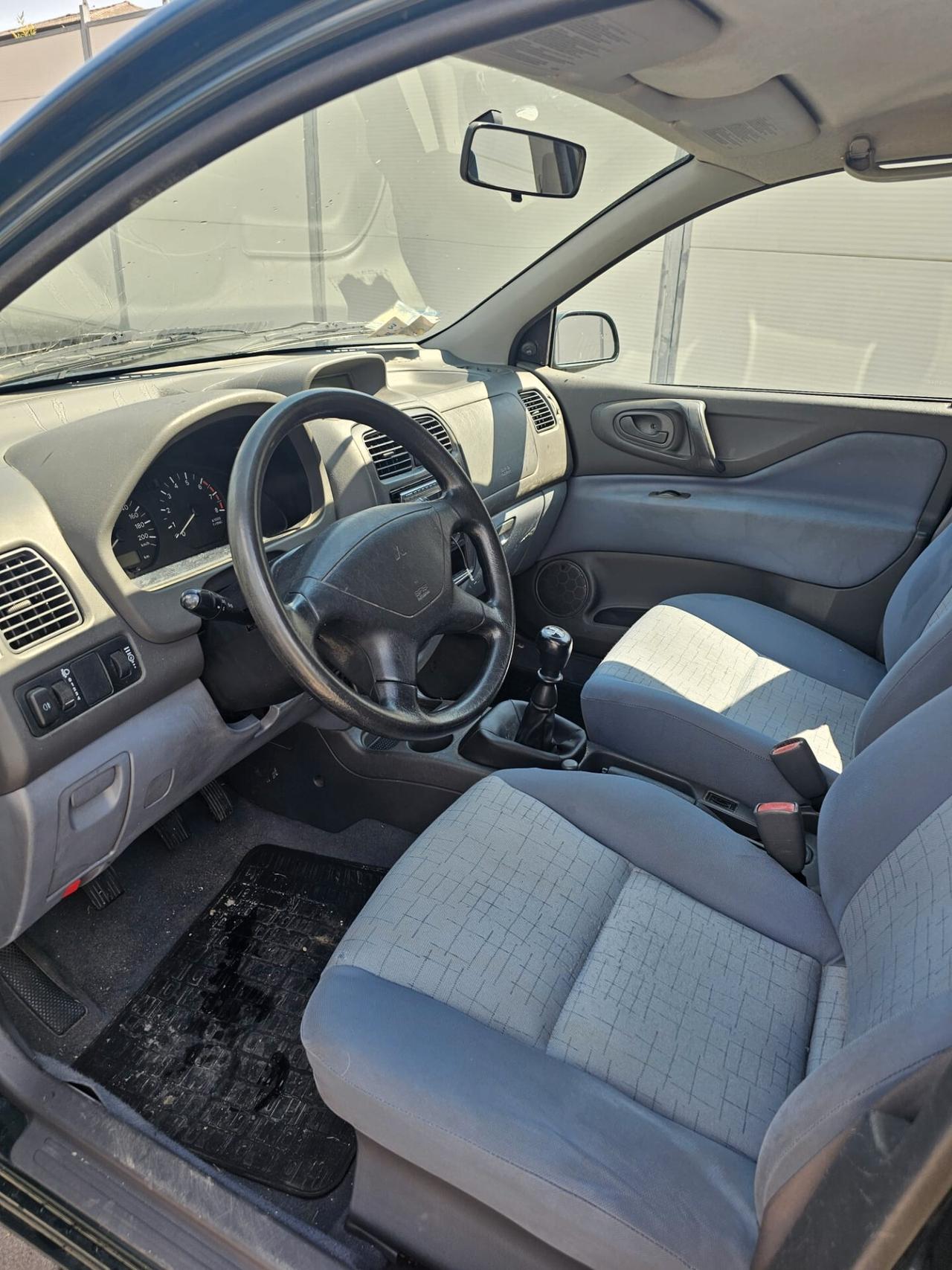Mitsubishi Space Star 1.3i 16V cat Family