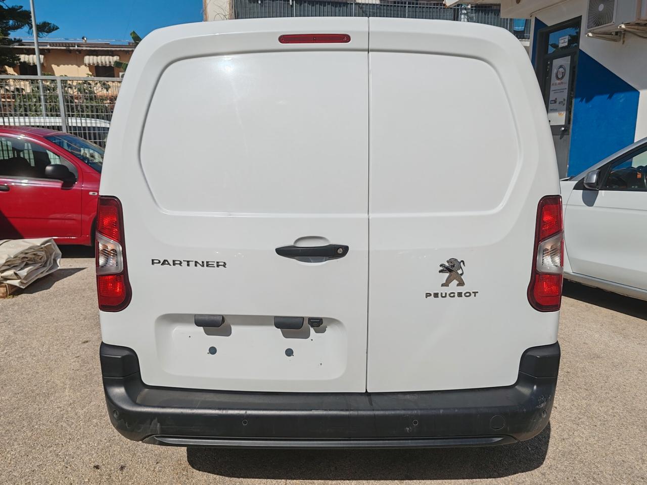 Peugeot Partner 1.5 HDI 3 Posti