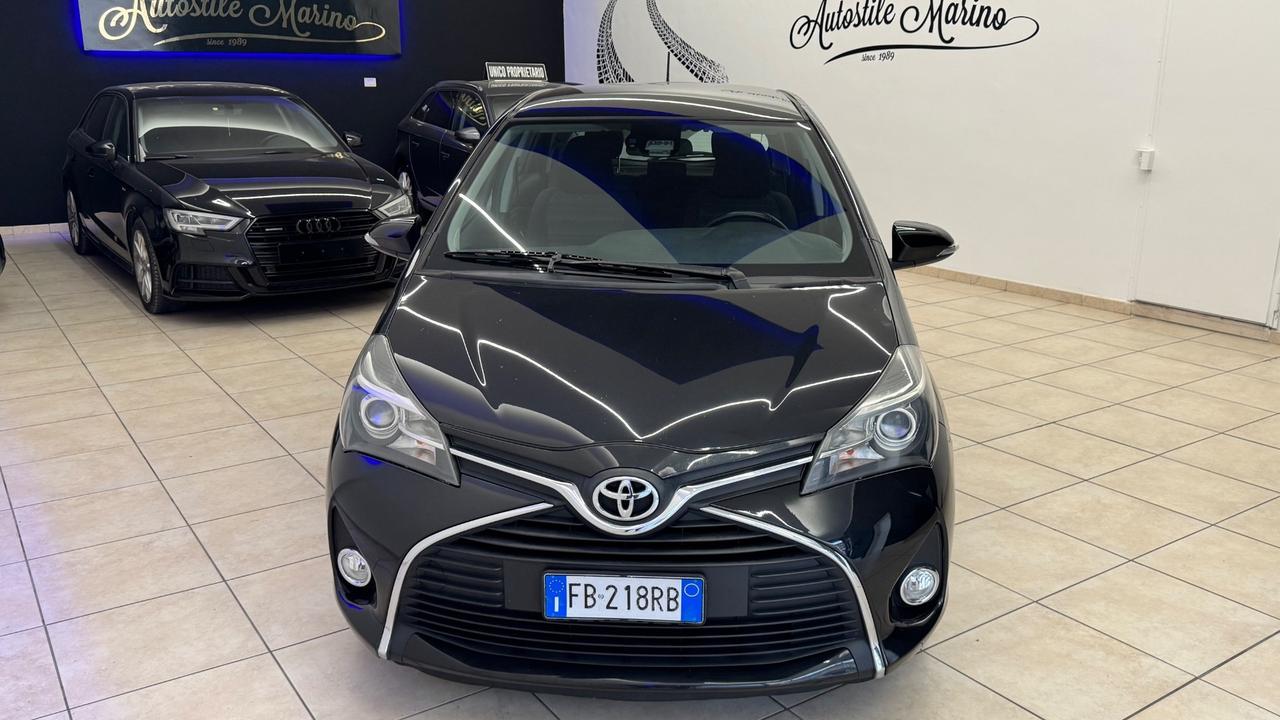 Toyota Yaris 1.4 D-4D 5 porte Lounge-2016