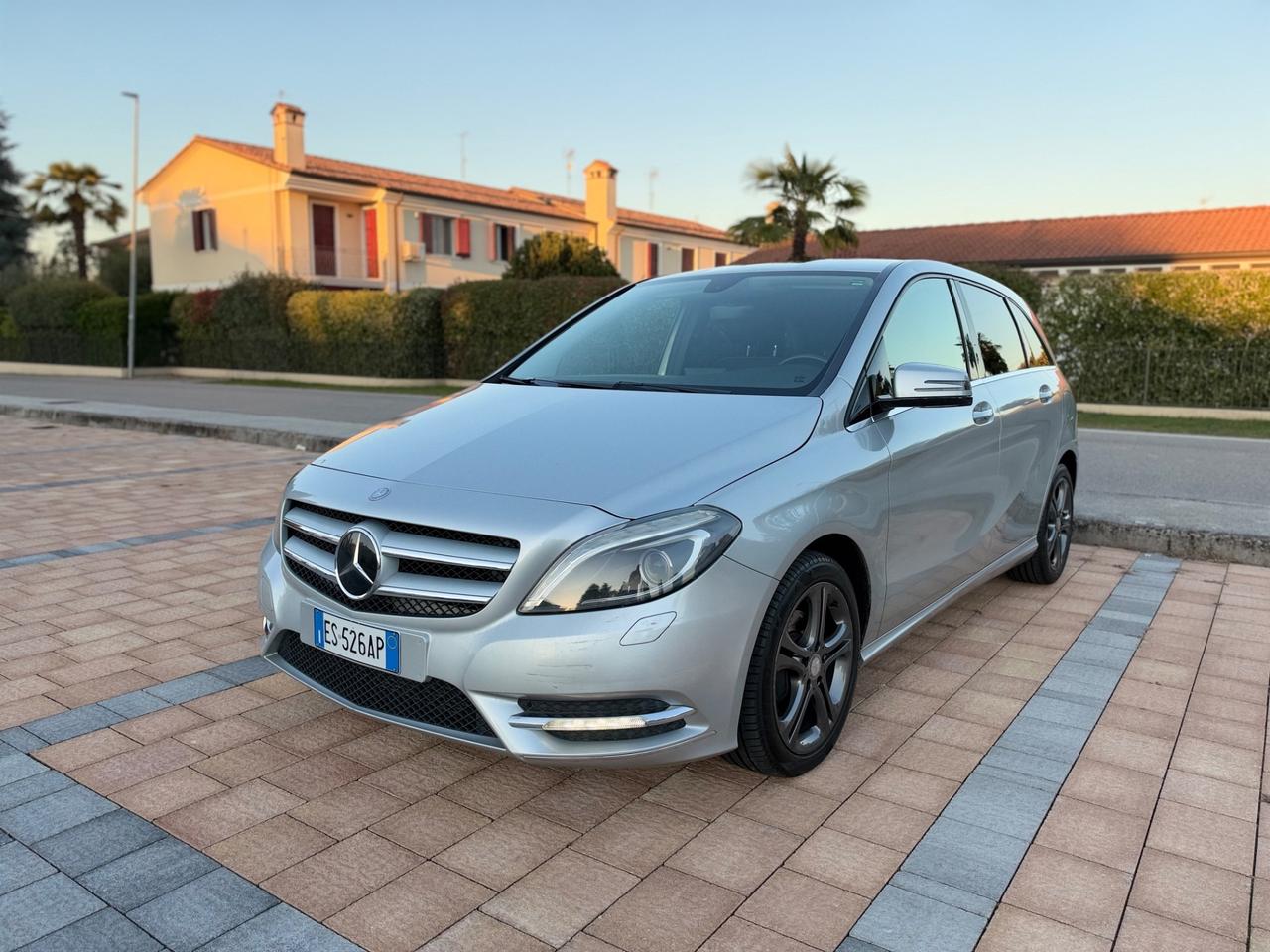 Mercedes-benz B 180 CDI Premium