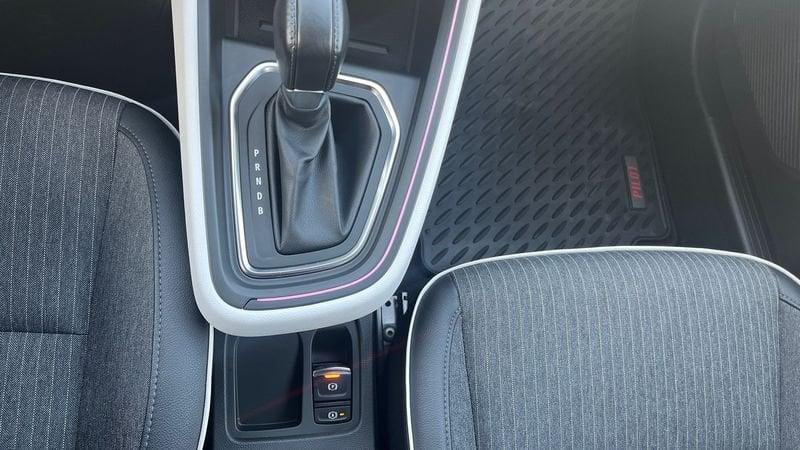 Renault Clio 5 Porte 1.6 E-Tech full hybrid 145cv Techno A 5 Porte 1.6 E-Tech full hybrid 145cv Techno