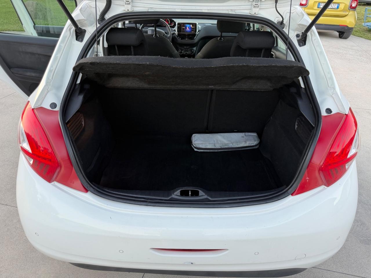 Peugeot 208 1.2 VTi 82 CV 5 porte Allure