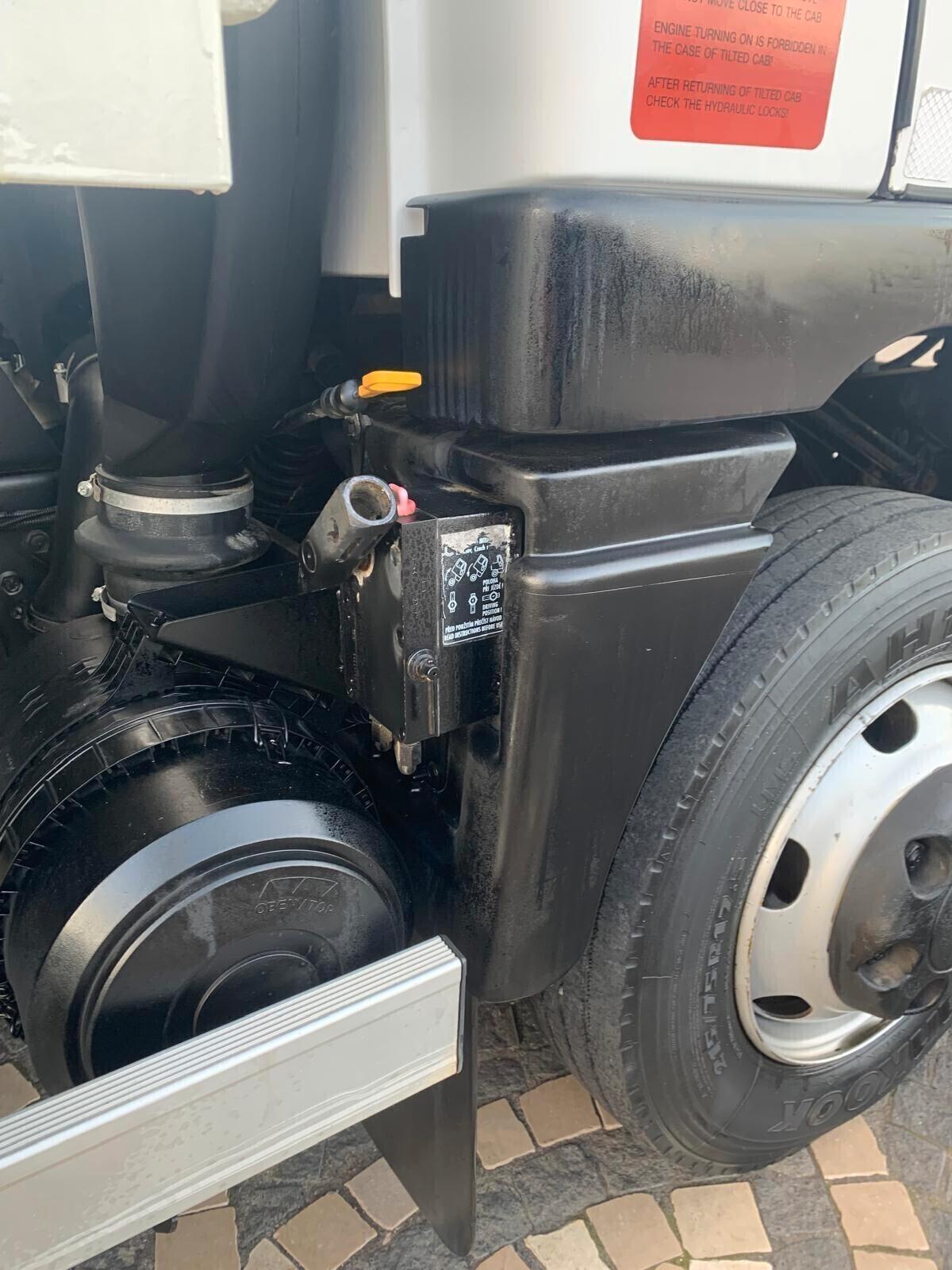 Daewoo AVIA - RIBALTABILE TRILATERALE-Portata 32 Q.li