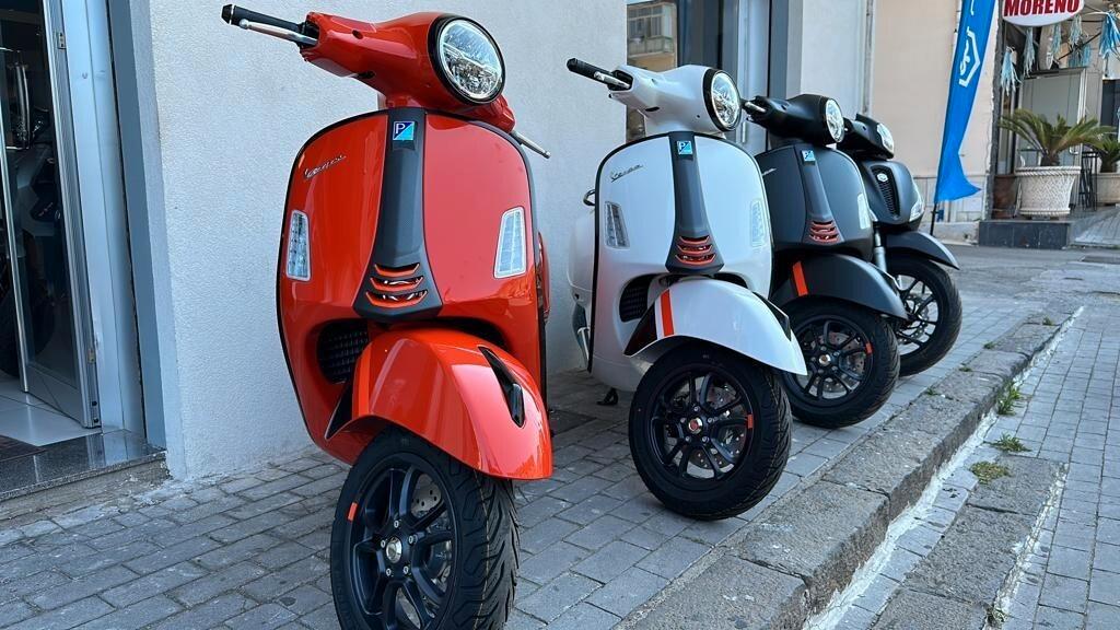 Vespa GTS 300 SuperSport NUOVA