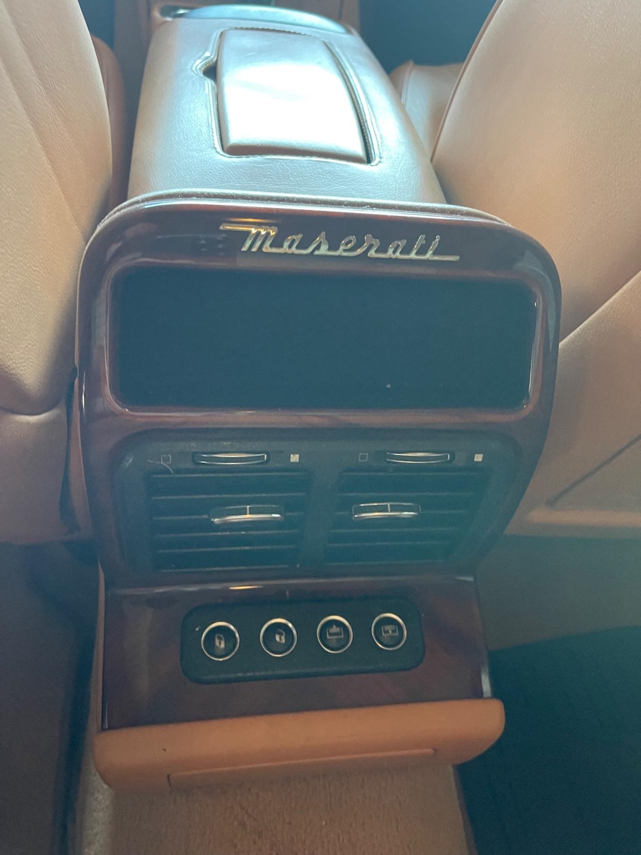 Maserati Quattroporte 4.2 V8 Cambio ZF PERMUTE RATE