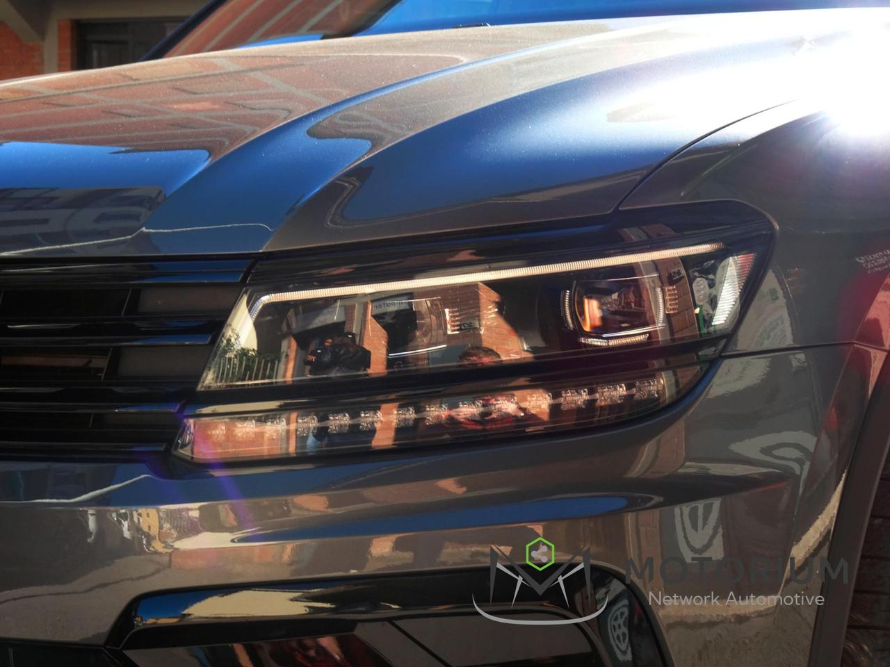 Volkswagen Tiguan 2.0 TDI DSG R-LILE 4MOTION -IMPECCABILE-