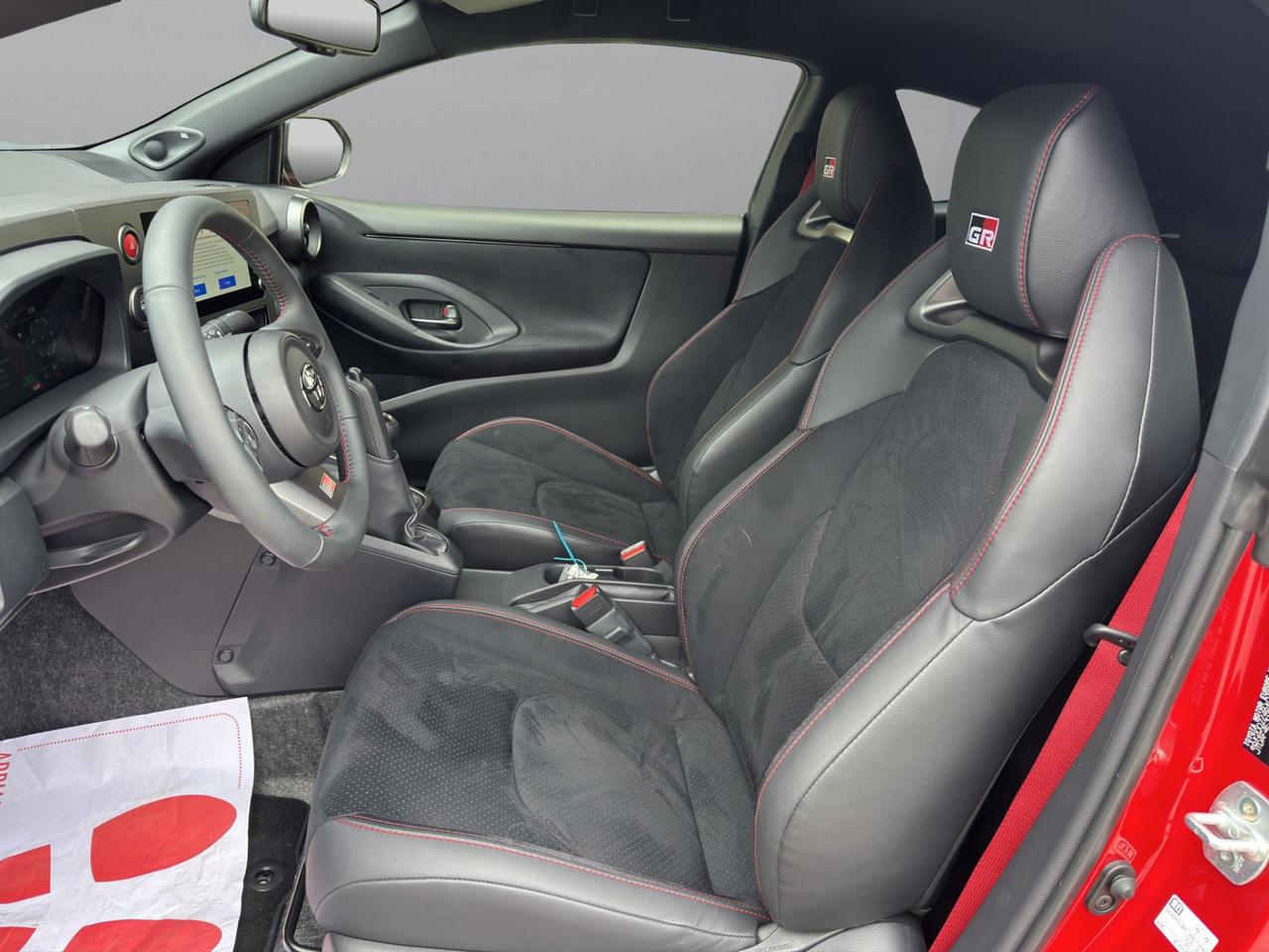 Toyota GR Yaris 1.6 Aero Performance imt-6