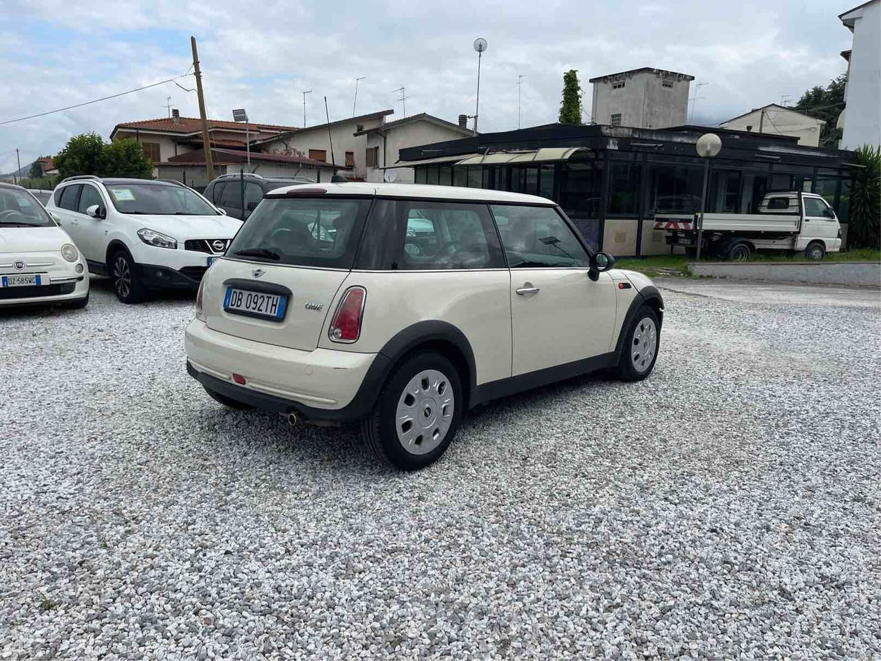 MINI ONE DE LUXE