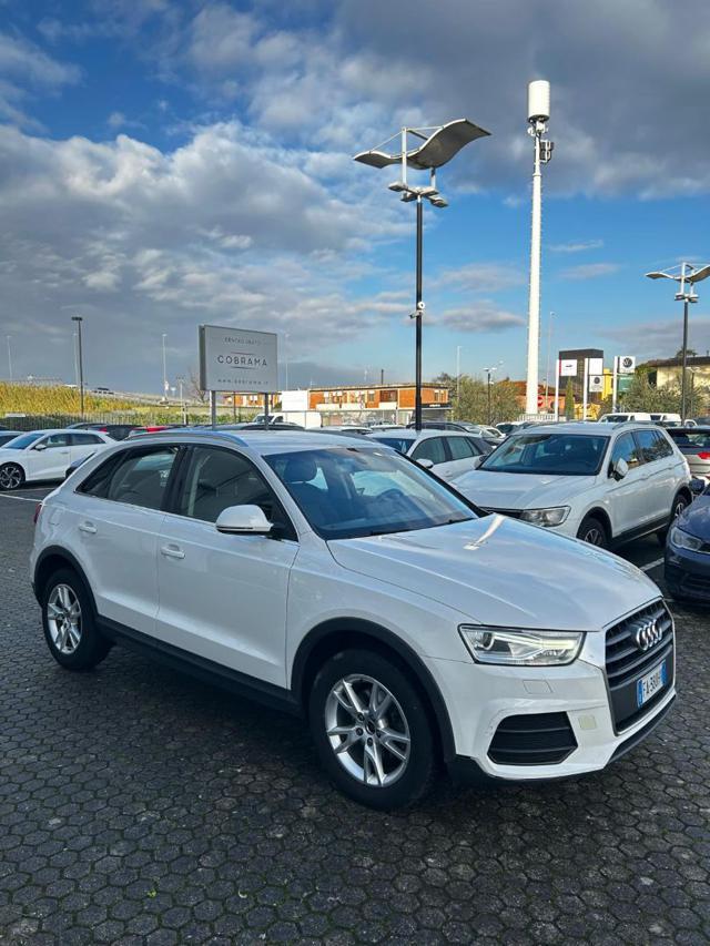 AUDI Q3 2.0 TDI 120 CV Business NEO PATENTATI