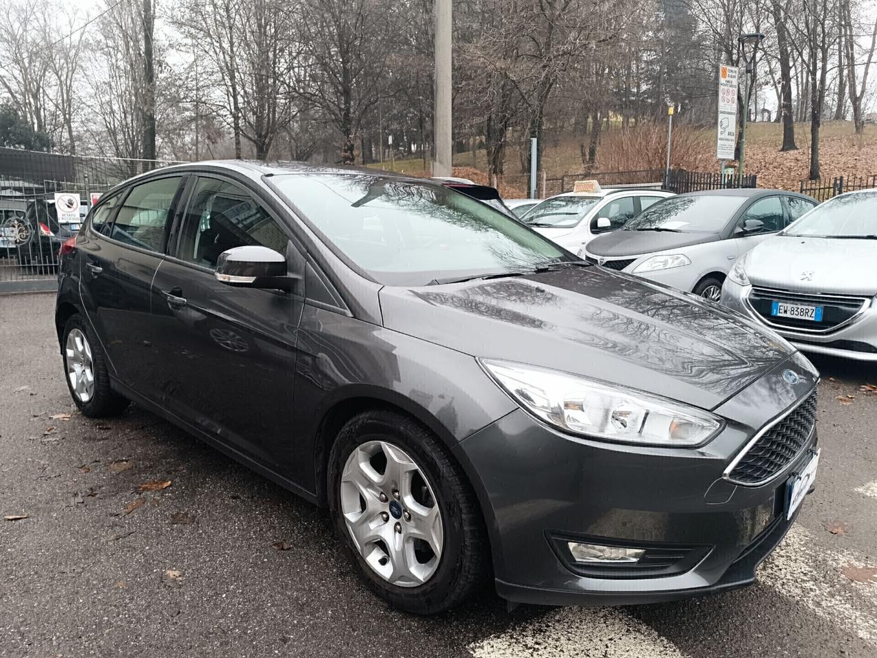 Ford Focus 1.0 DISTRIBUZIONE NUOVA, NAVIGATORE