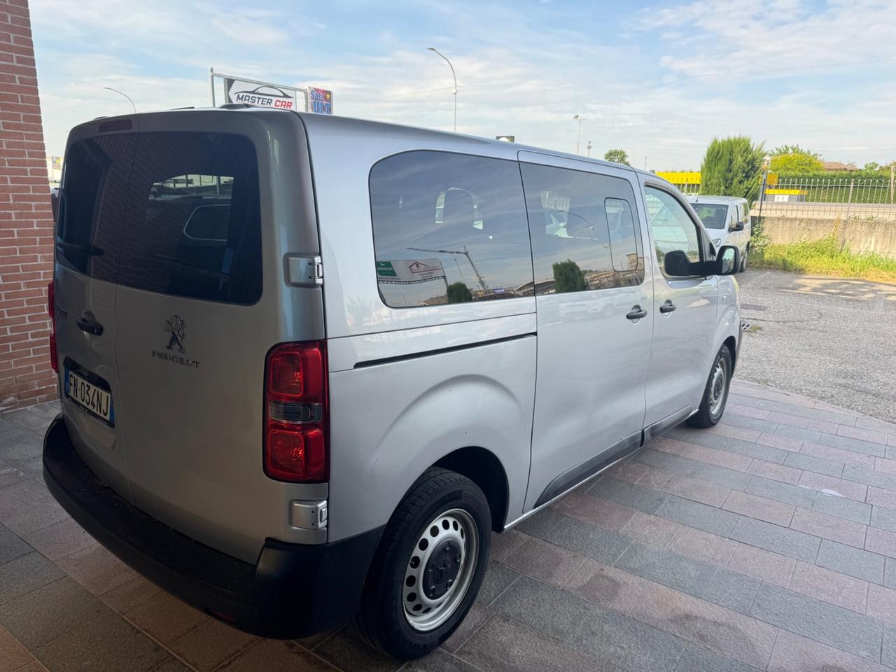 Peugeot Expert BlueHDi 150 S&S PC-TN Combi Compact