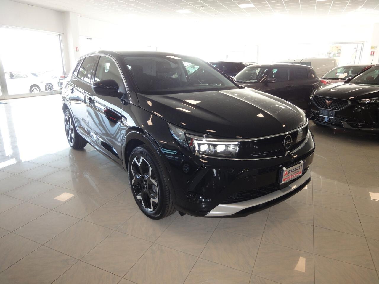 OPEL GRANDLAND ULTIMATE BUSINESS ELEGANCE 1.5d 130cv/96kw AT8 Cambio Automatico