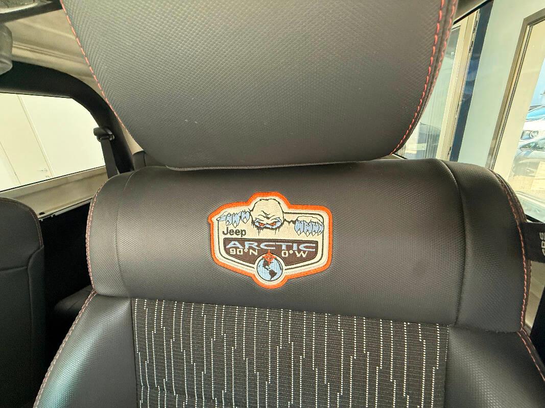Jeep Wrangler JEEP WRANGLER 2.8 crd Sport auto