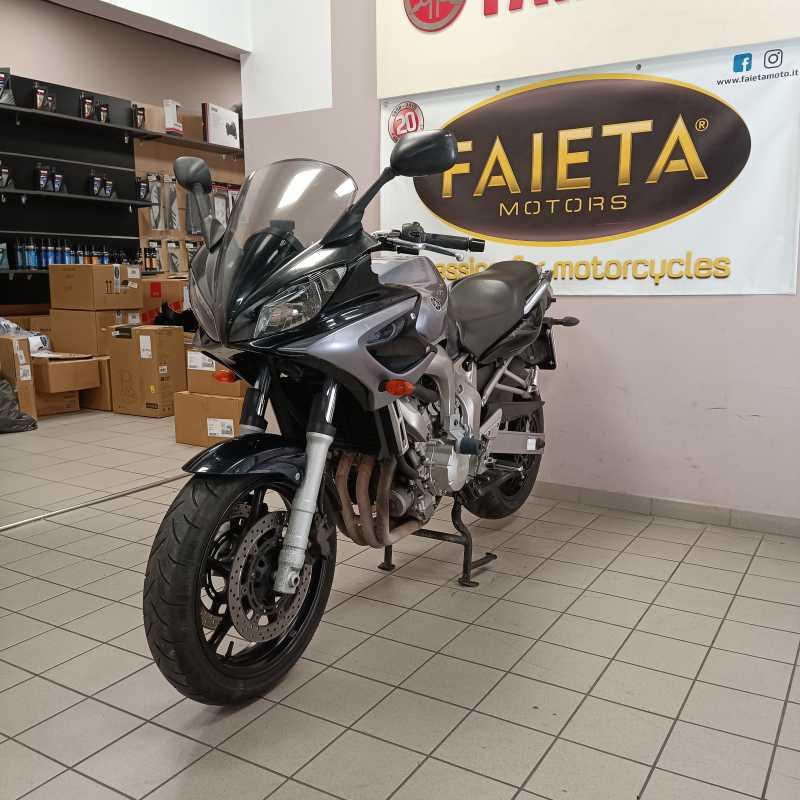 Yamaha FZ6 Fazer S2 - 2006
