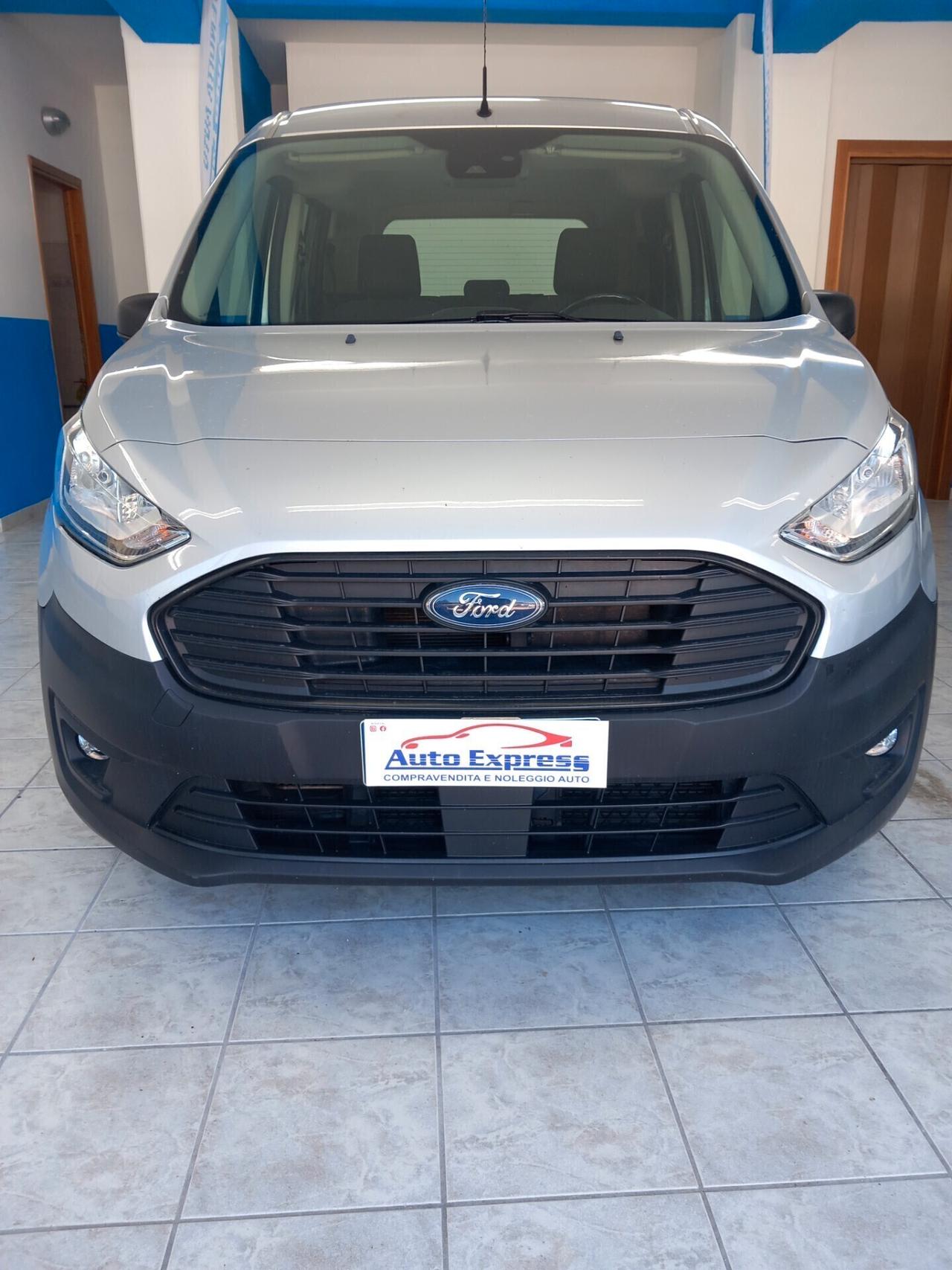 Ford Tourneo Connect 1.5 TDCi 120 CV anno 2019 km 125 mila