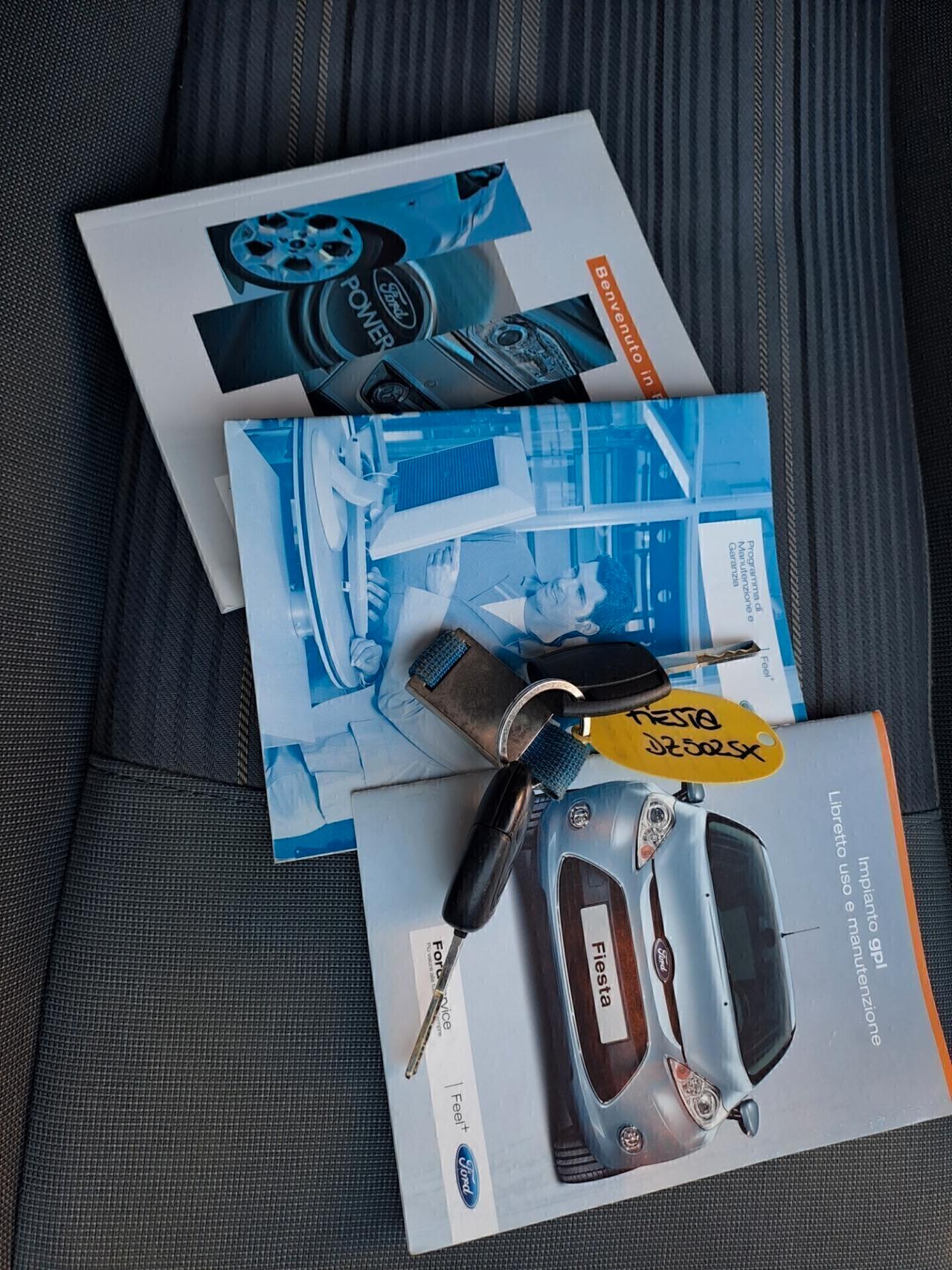 Ford Fiesta 1.4 5 porte Bz.- GPL Titanium