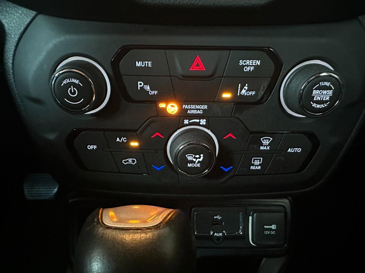 Jeep Renegade 1.6 Mjt DDCT 120 CV Longitude cambio automatico