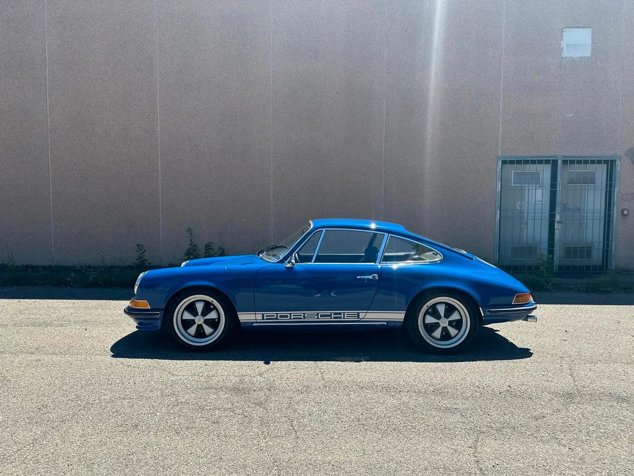 Porsche 911 T KARMANN