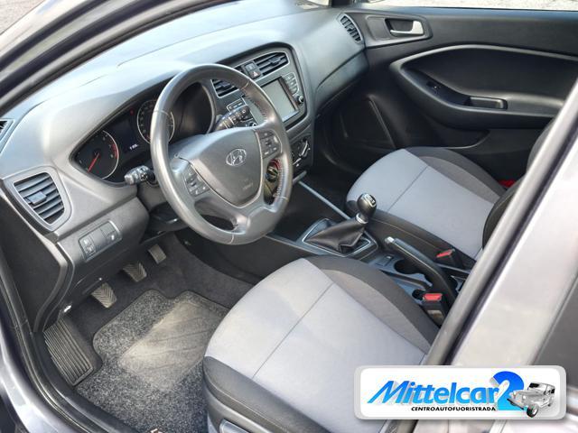 HYUNDAI i20 1.2 5 porte Connectline