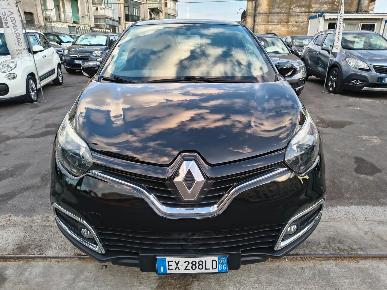 RENAULT CAPTUR BENZINA UNICOPROPRIETARIO ANNO 2014