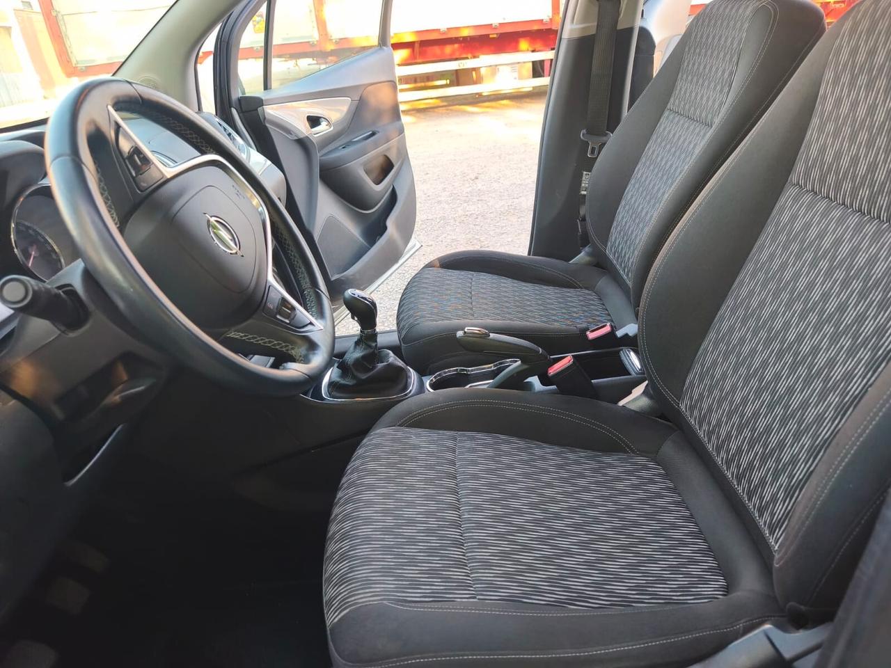 Opel Mokka 2016---1.6 Diesel