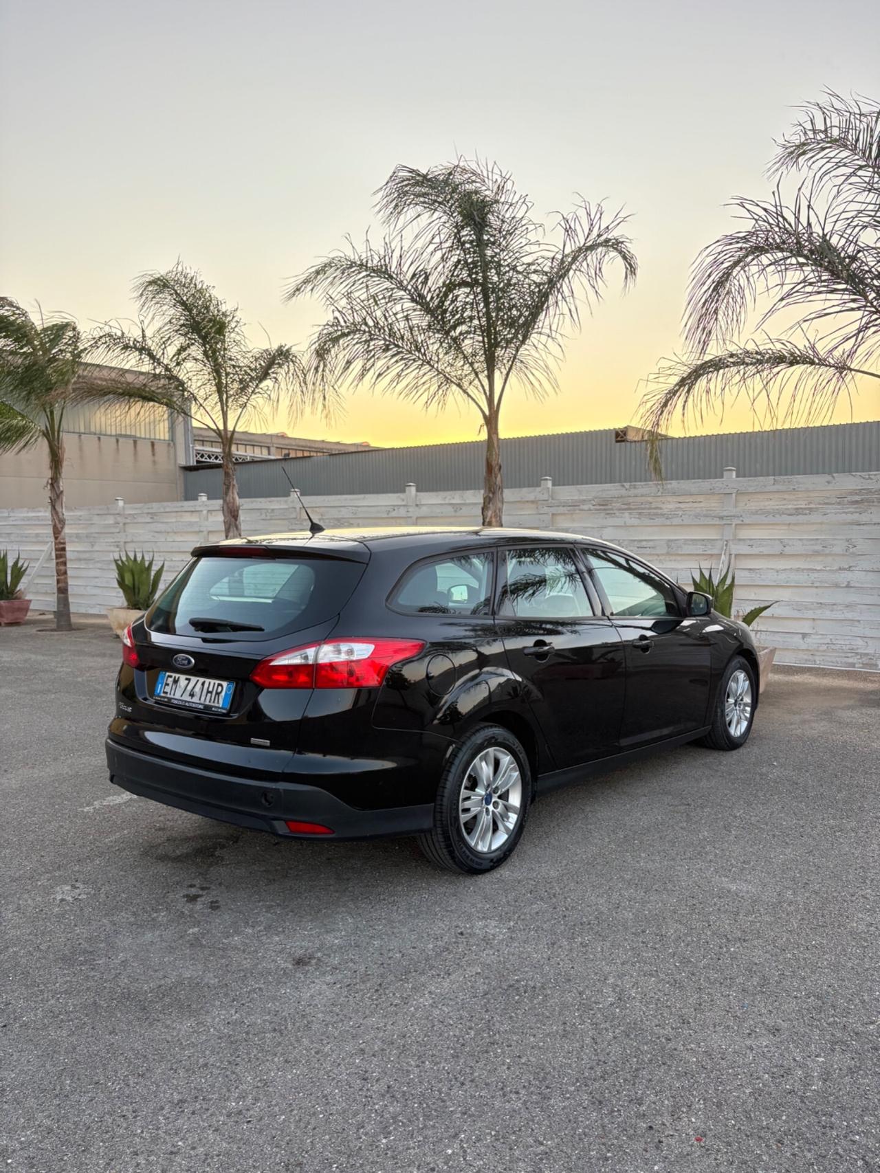 Ford Focus 1.6 diesel con motore eccellente in pronta consegna