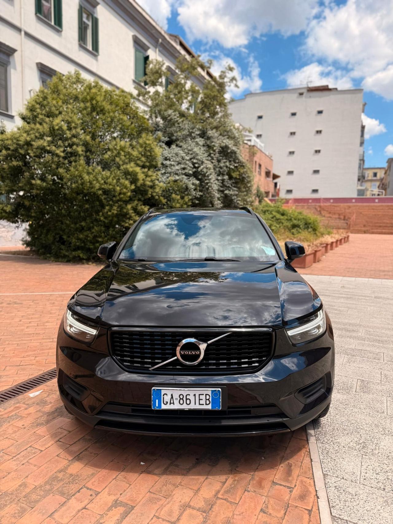 Volvo XC40 D3 Geartronic R-design N1