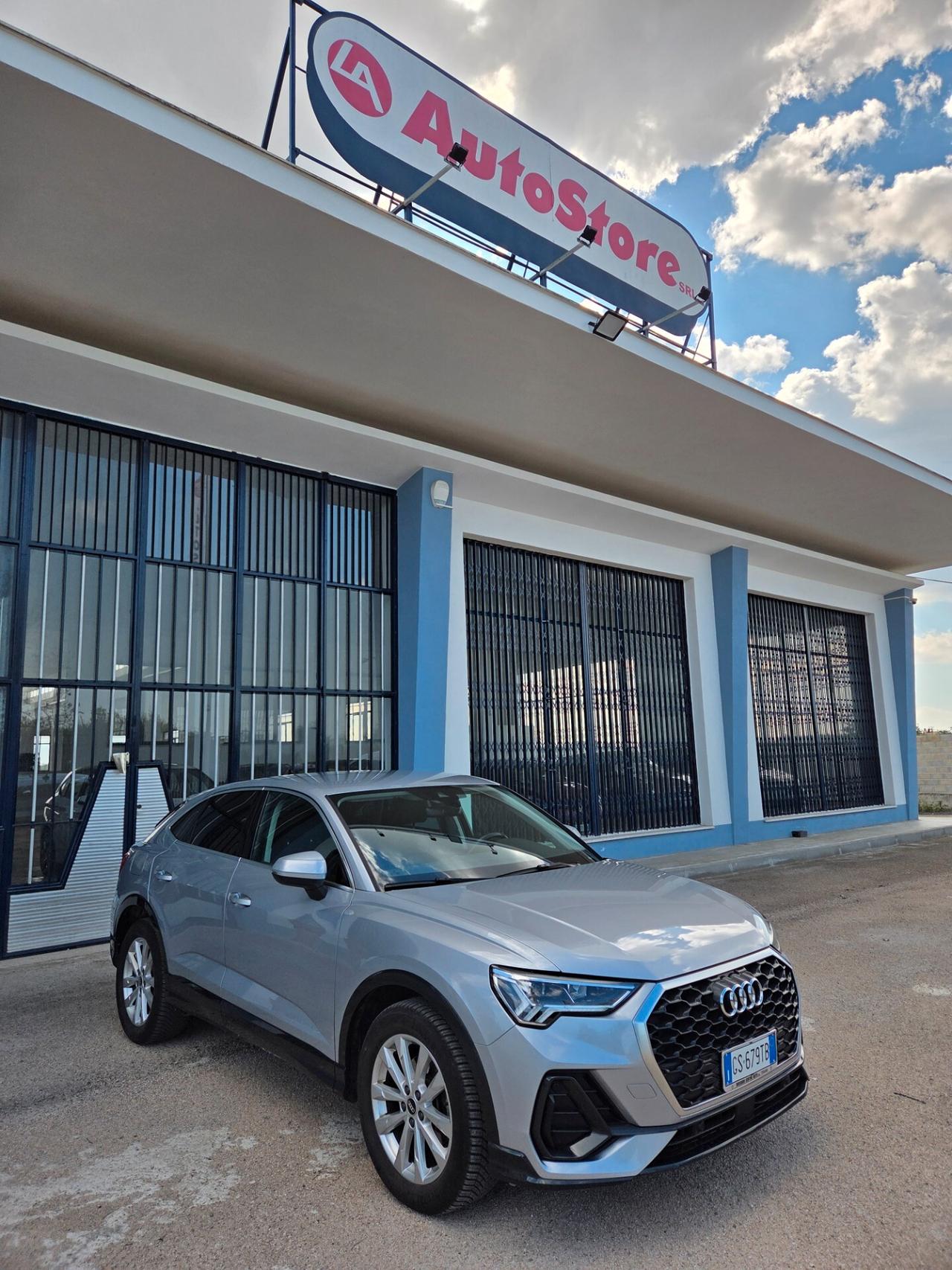 Audi Q3 35 TDI S tronic Business