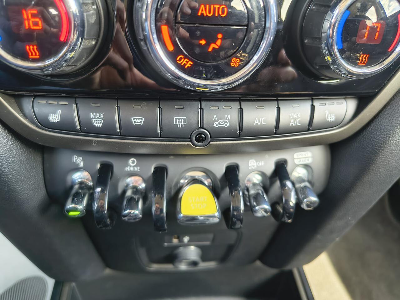 Mini Cooper Countryman 1.5 SE ALL4*IBRIDA PLUG IN -CAMBIO AUTOMATICO