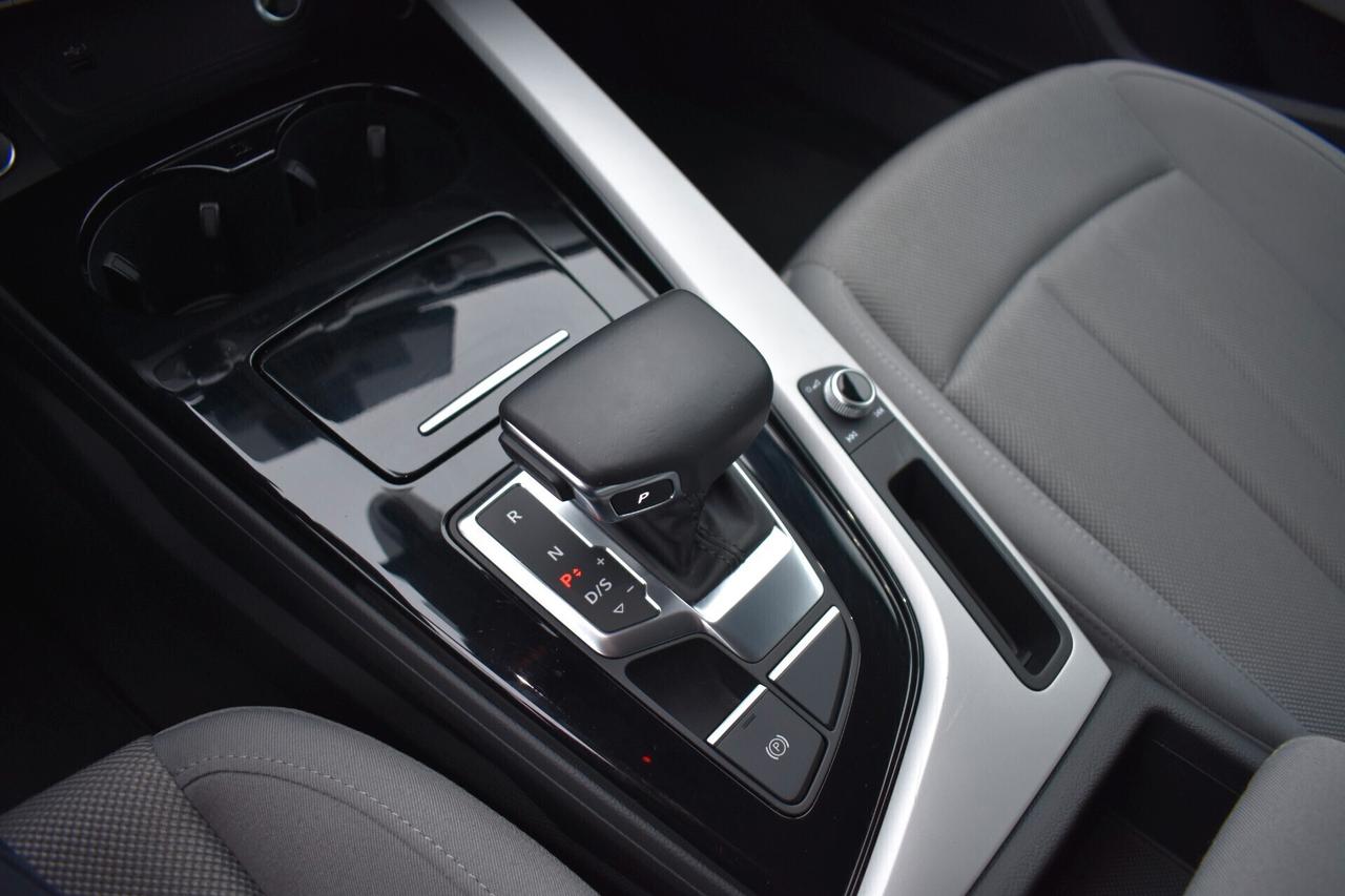 Audi A4 Avant 40 2.0 Tdi Mhev Quattro S-tronic 204cv