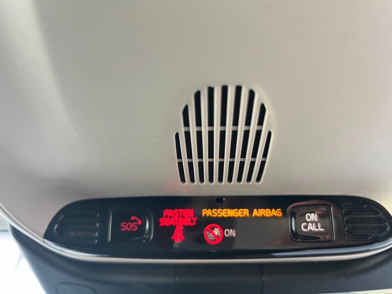 VOLVO V60/UNICO PROP/IVA ESPOSTA