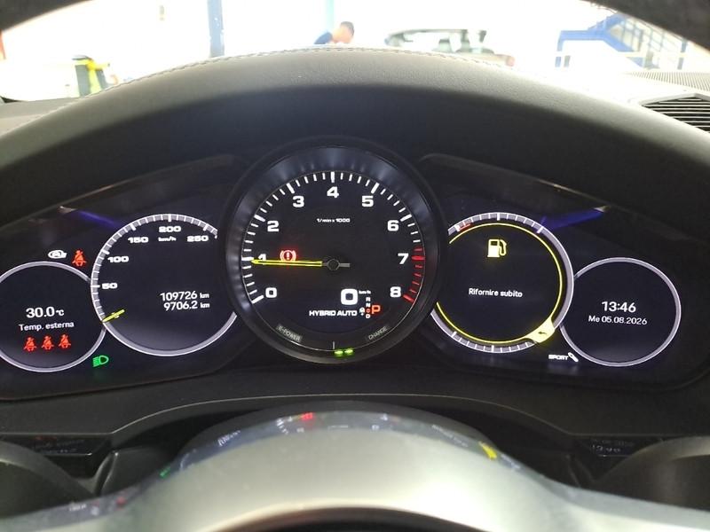 PORSCHE CAYENNE COUPE 3.0 V6 E-HYBRID PLATINUM EDITION SUV