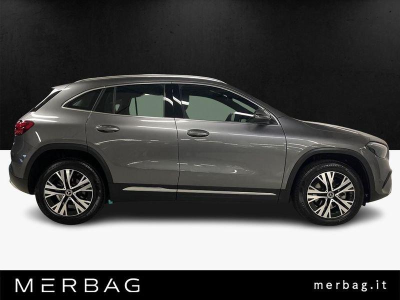 Mercedes-Benz GLA 180 d Automatic Business Extra