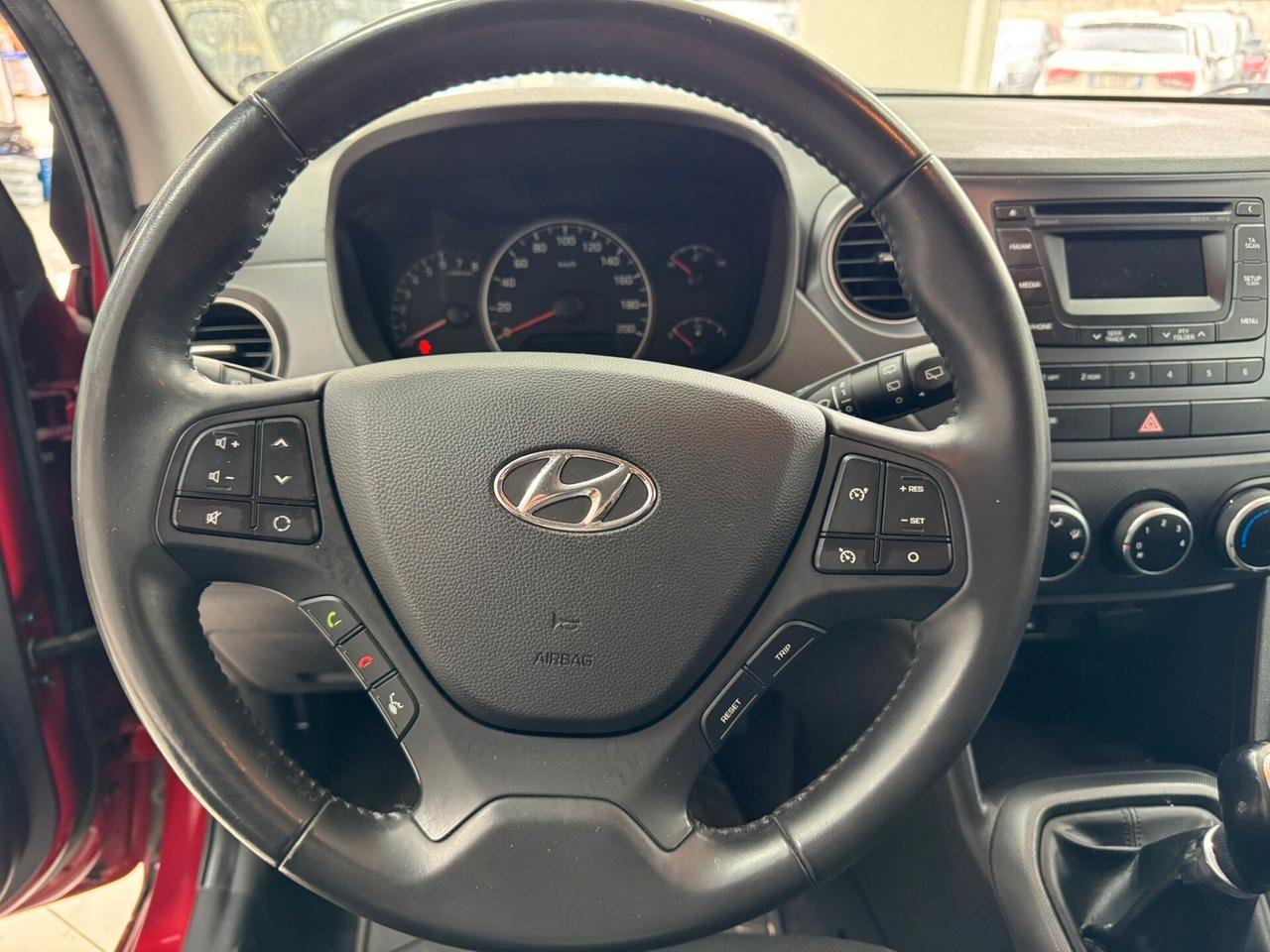 Hyundai i10 1.0 MPI Sound Edition
