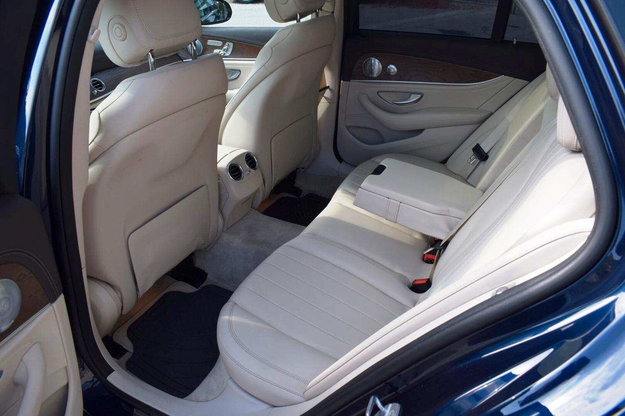 Mercedes-benz E 220 d S.W. 4Matic Auto Premium Plus All-Terrain