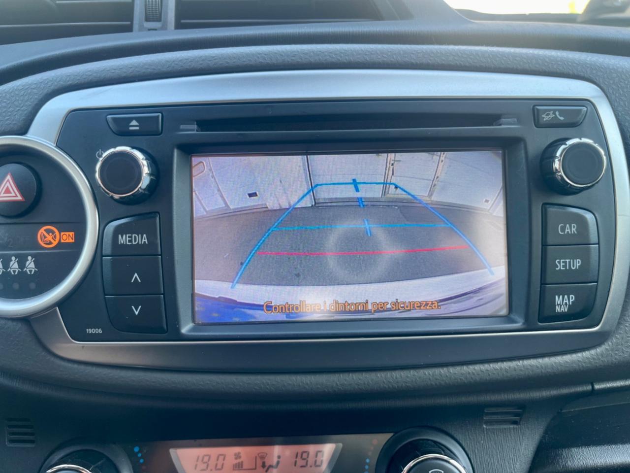 Toyota Yaris 1.0benz 2013 92.000km perfetta