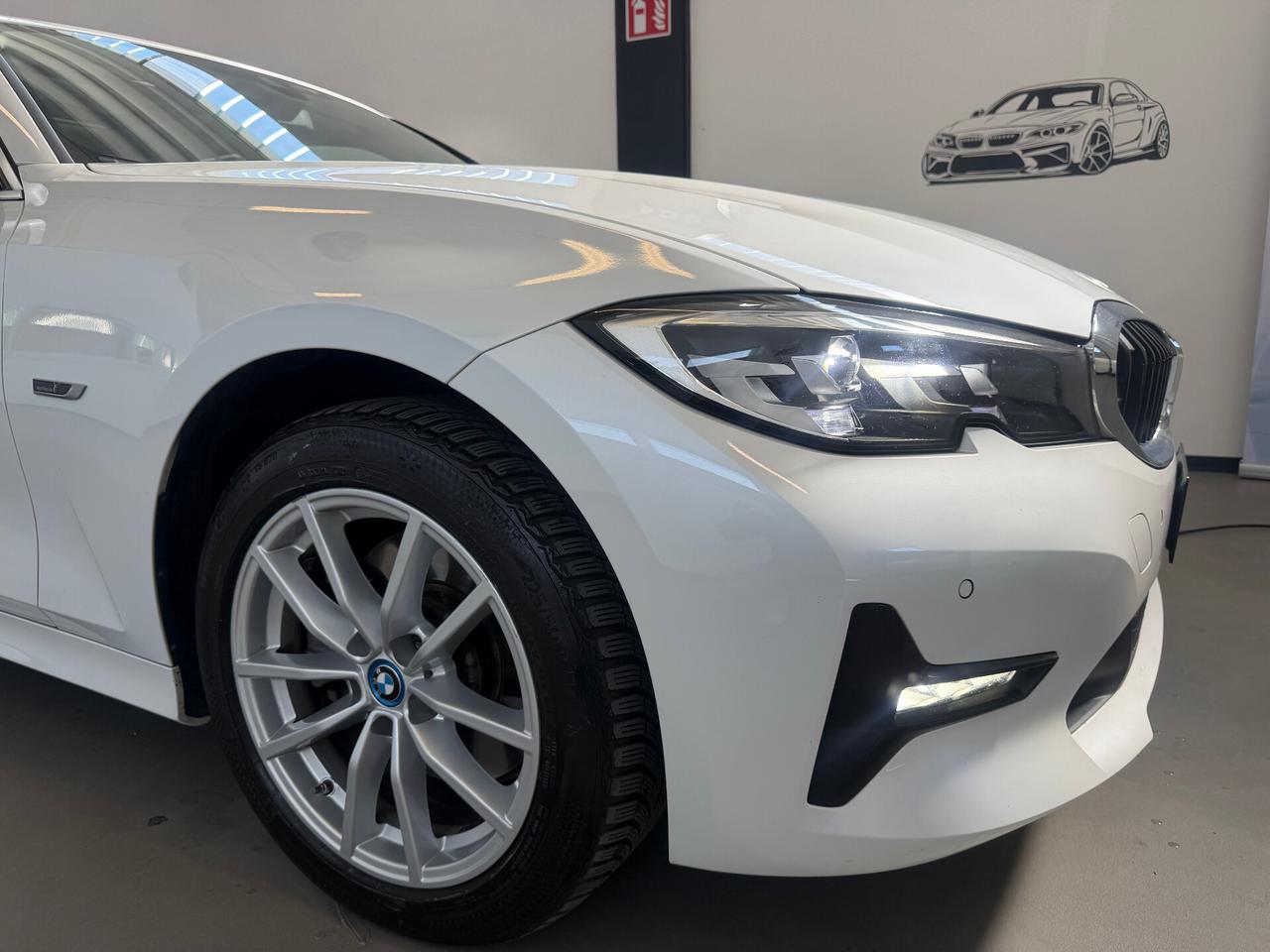 Bmw 320e Touring Business Advantage