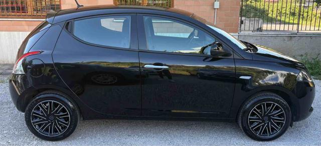 LANCIA Ypsilon 1.0 FireFly 5 porte S&S Hybrid Gold